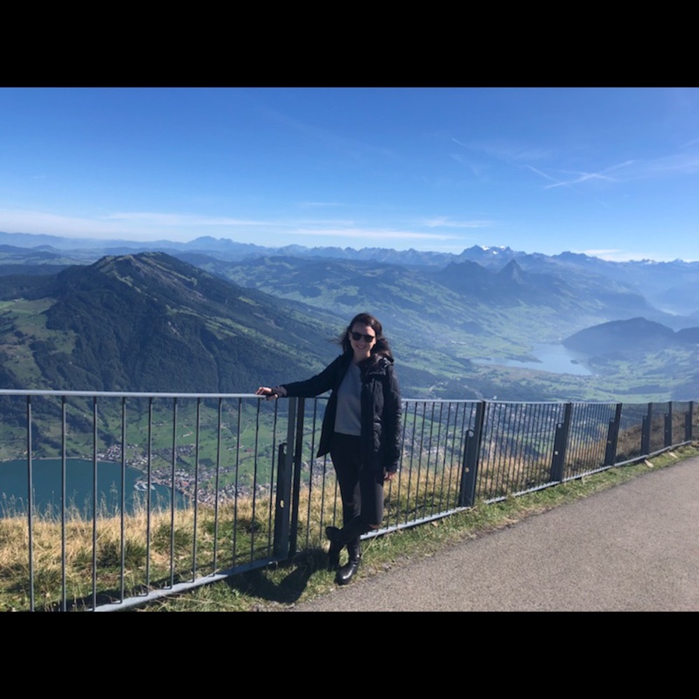 Meet your Posher, Vanessa
